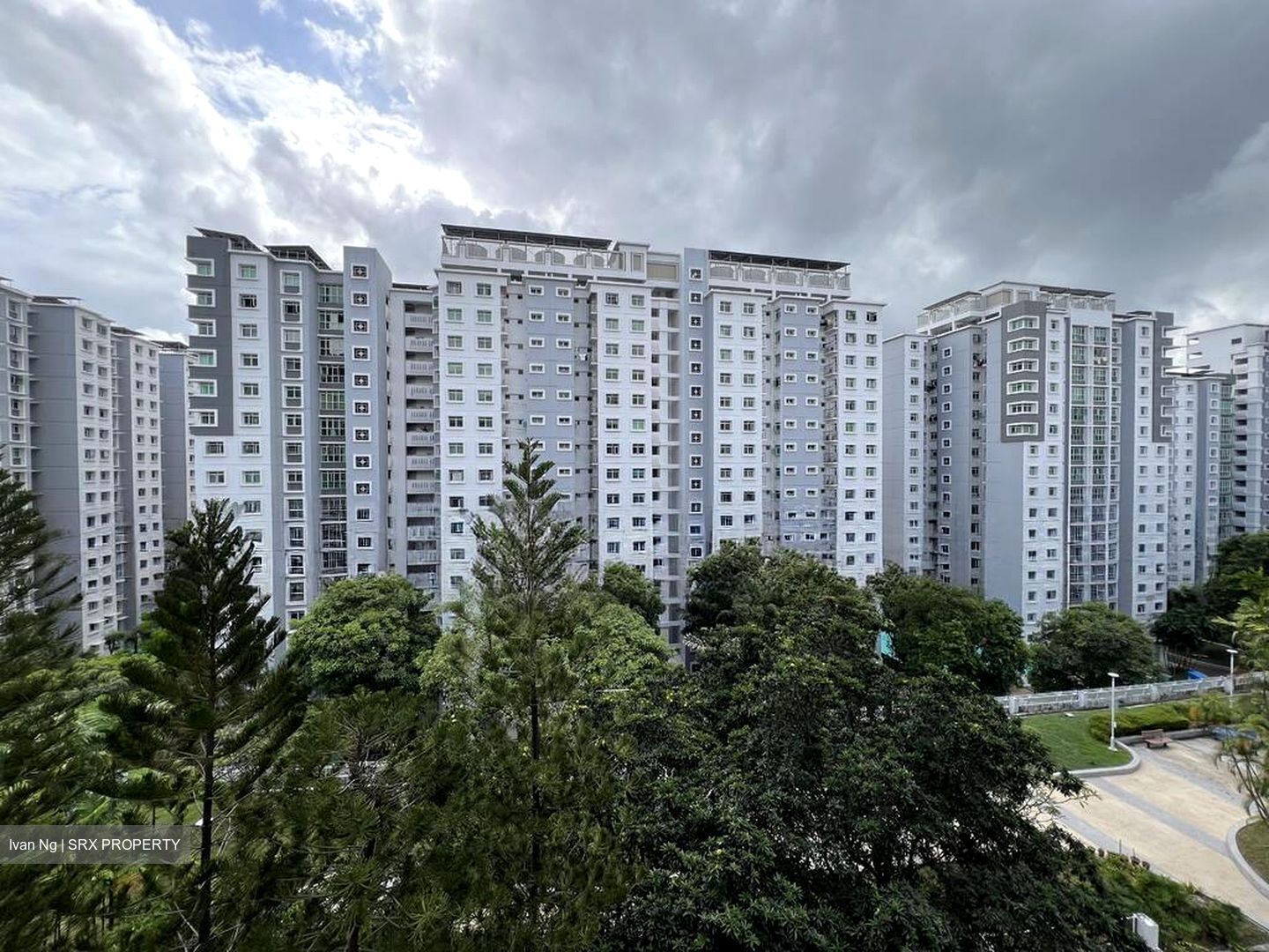Blk 184 Edgefield Plains (Punggol), HDB Executive #595146671